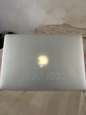 Laptop Apple MacBook Pro 2015 16GB Intel Core i7 SSD 256GB