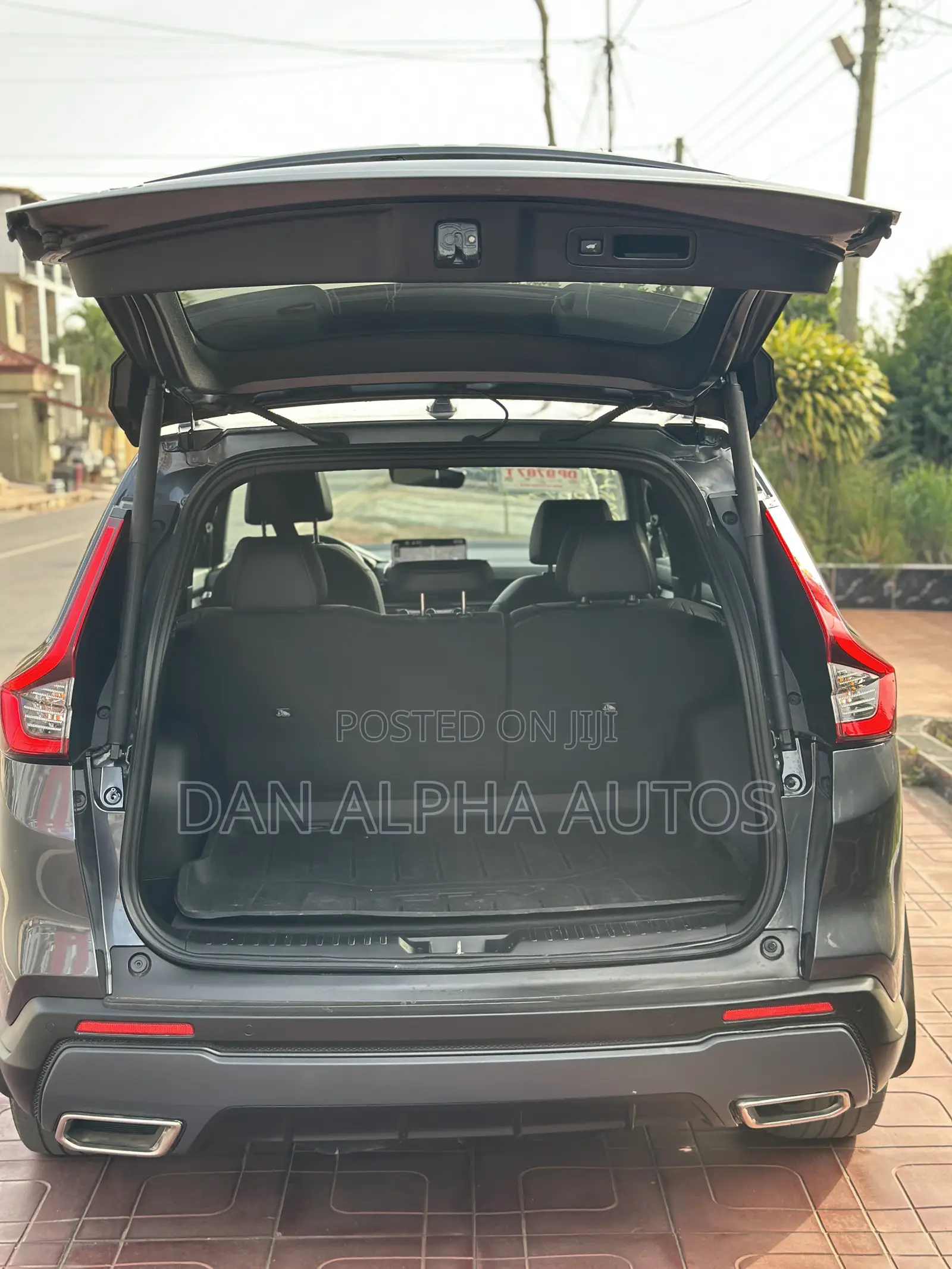 Honda CR-V Hybrid 2023 Gray