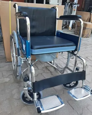 Commode Wheel Chair