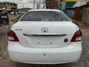Toyota Belta 2010 White