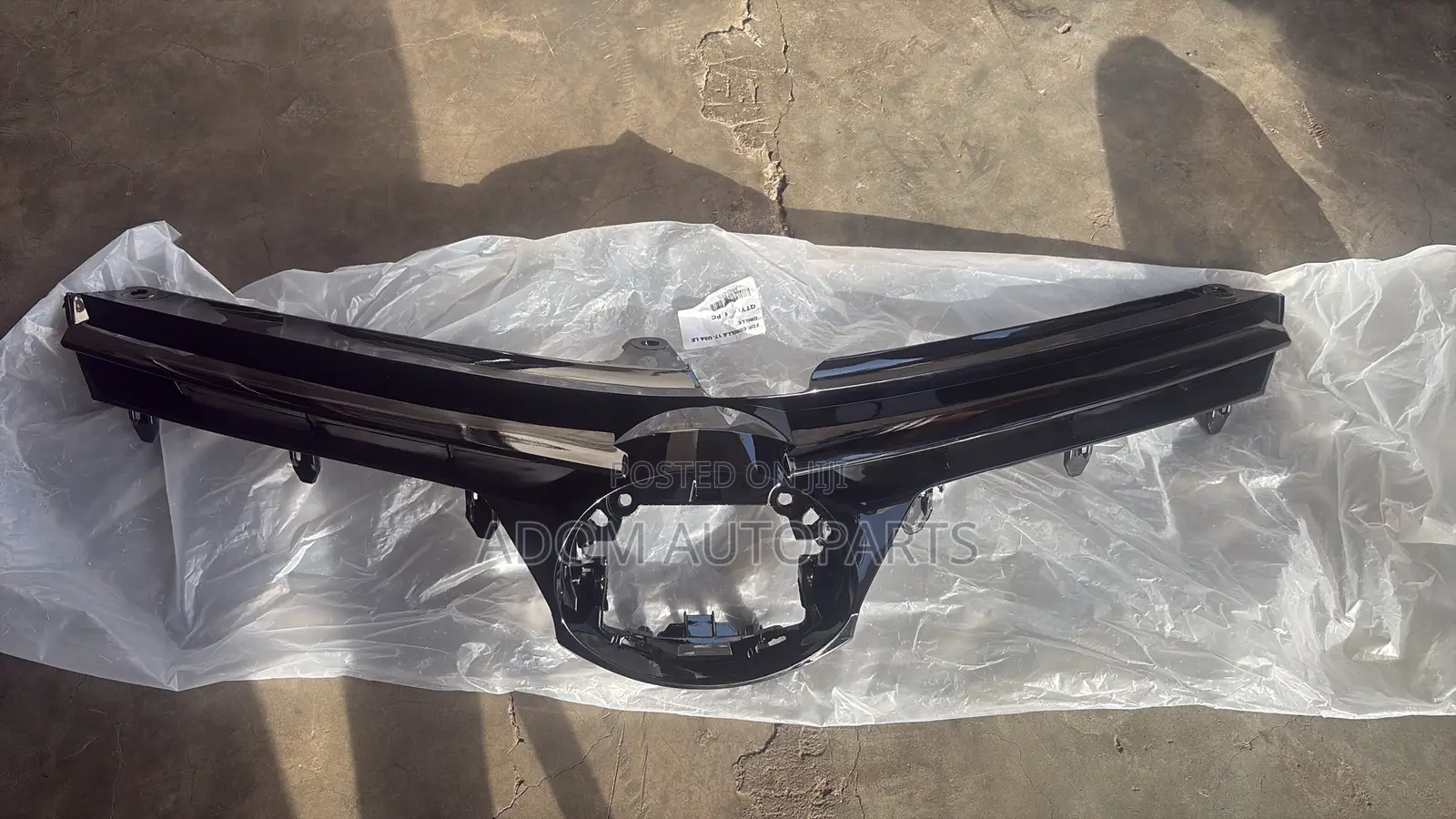 Toyota Corolla Top Shell Grill 2017 2018 Le