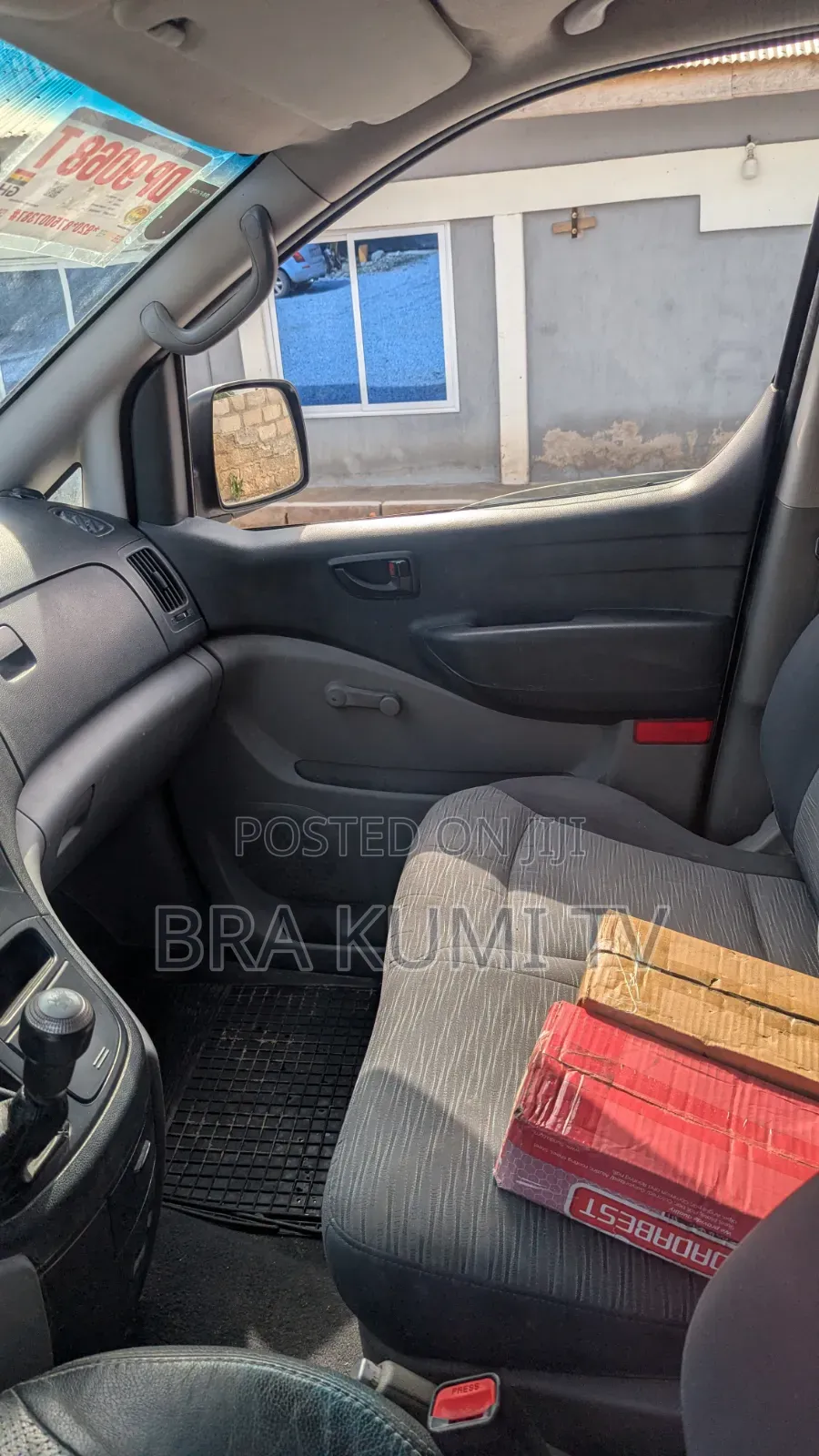 Hyundai H1 2008 White