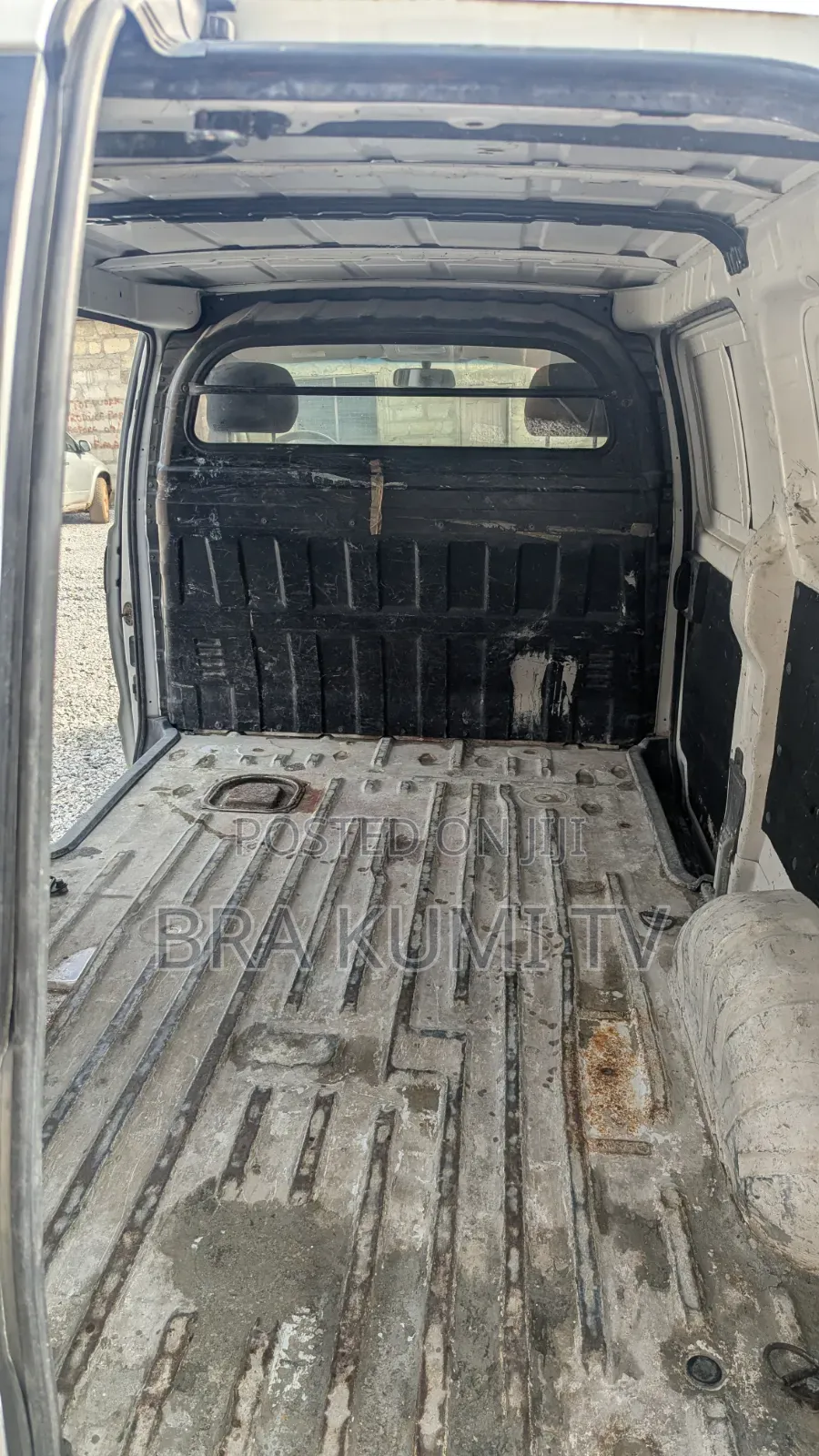 Hyundai H1 2008 White