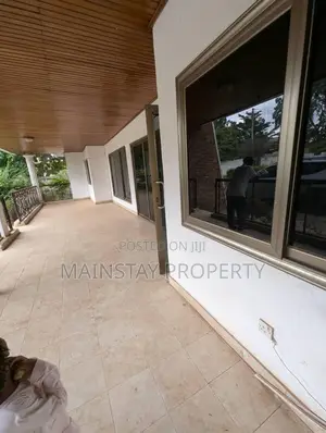 5bdrm House in Mainstay Estates, Achimota for sale