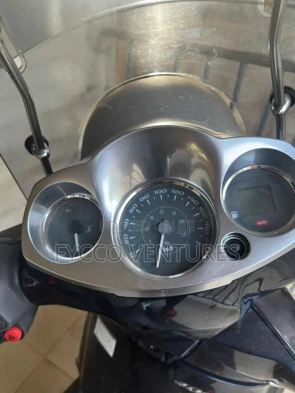 Aprilia 2008 Beige