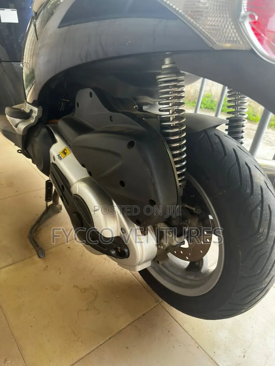 Aprilia 2008 Beige