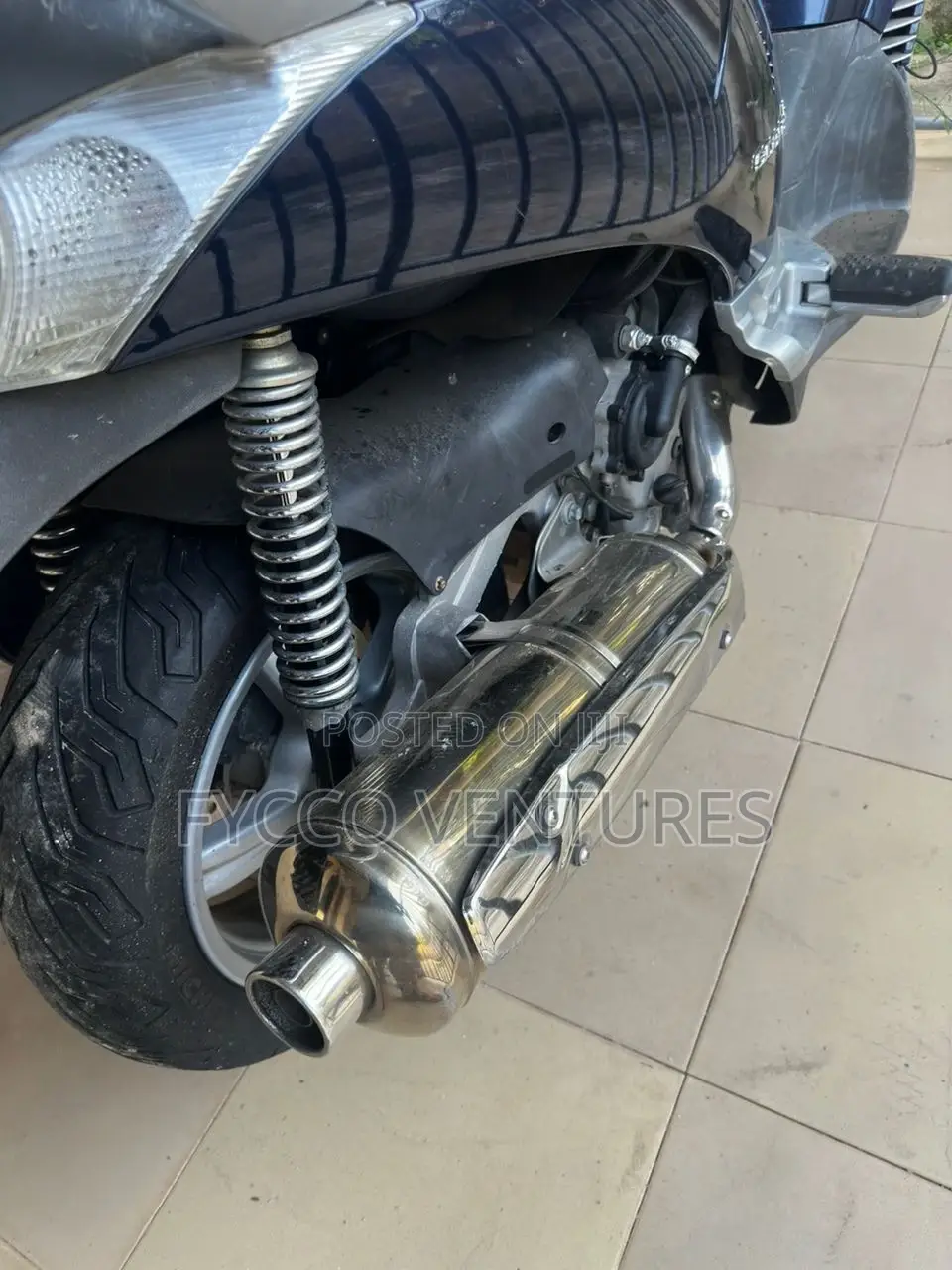 Aprilia 2008 Beige