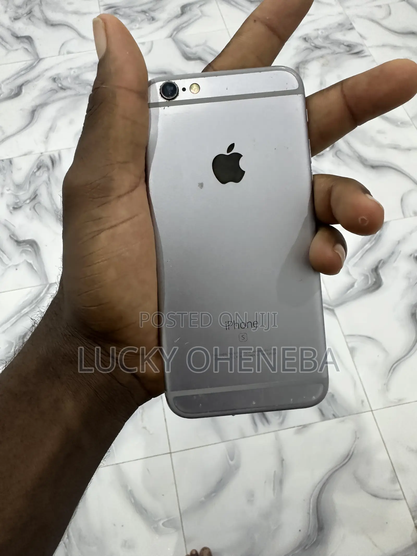 Apple iPhone 6s 32 GB Gray