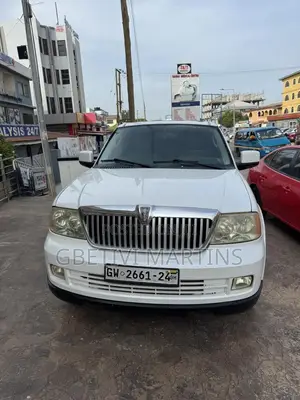Lincoln Navigator 2007 White