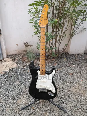 Behringer Stratocaster Guitar