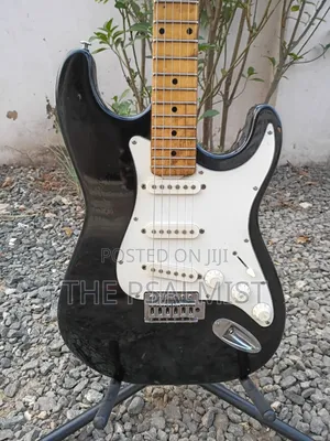 Behringer Stratocaster Guitar