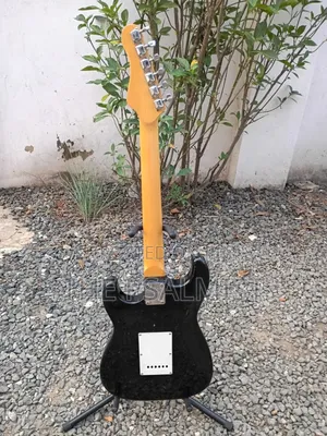 Behringer Stratocaster Guitar