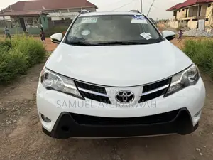 Toyota RAV4 2015 White