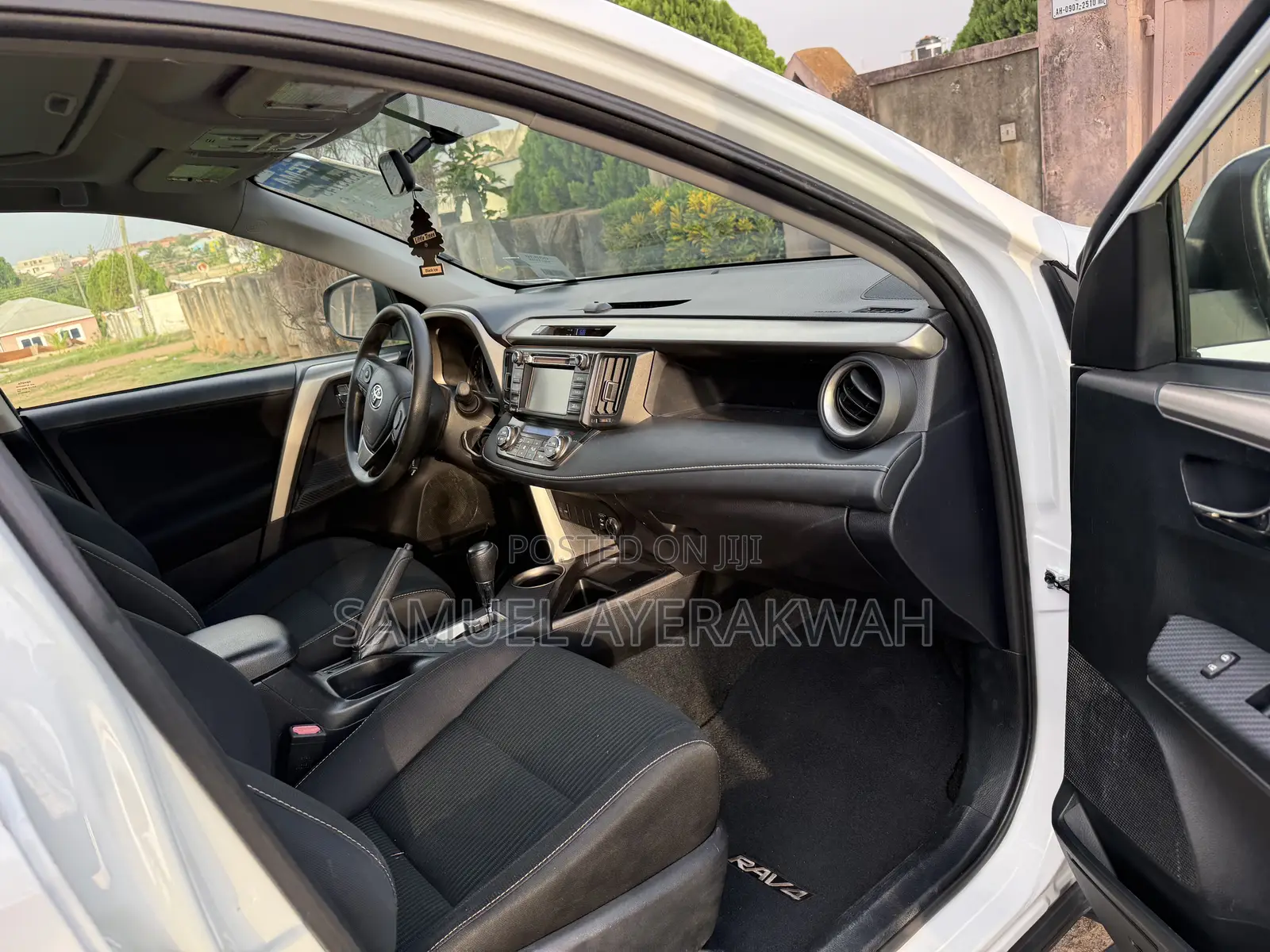 Toyota RAV4 2015 White