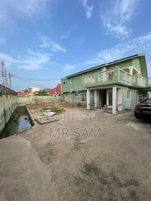 5bdrm House in Sam Properties, Tetegu for sale
