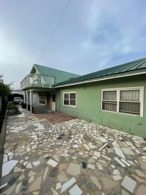 5bdrm House in Sam Properties, Tetegu for sale