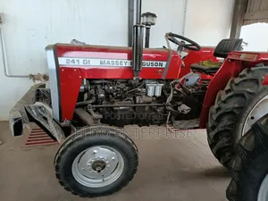 Masses Ferguson Tractor