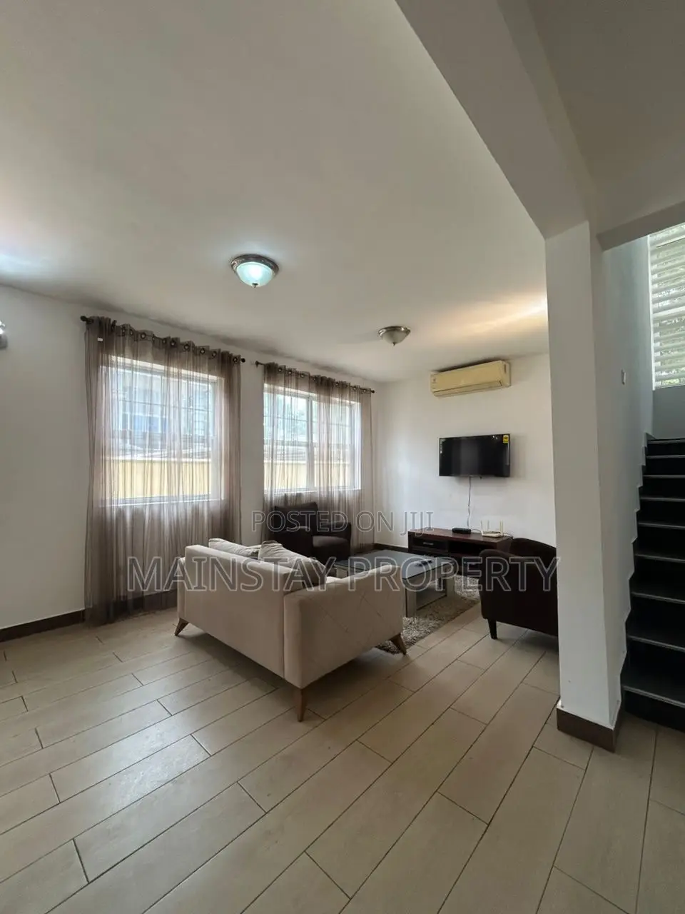 Furnished 3bdrm Townhouse / Terrace for rent