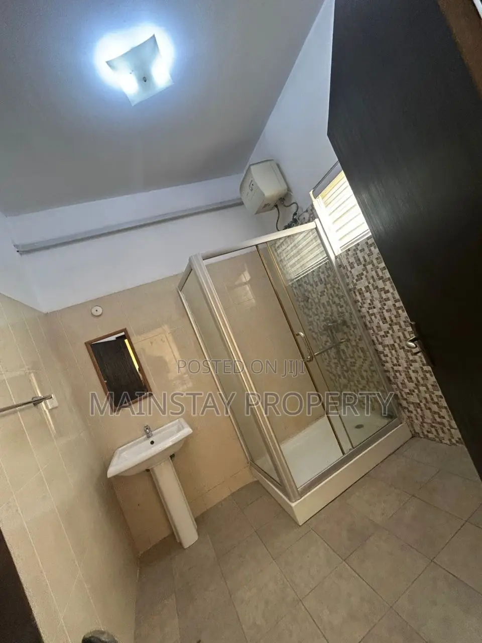 Furnished 3bdrm Townhouse / Terrace for rent