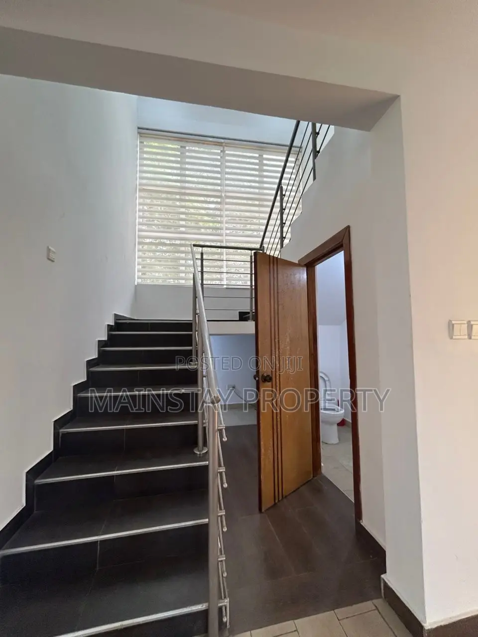 Furnished 3bdrm Townhouse / Terrace for rent