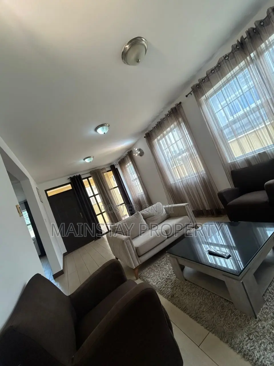 Furnished 3bdrm Townhouse / Terrace for rent