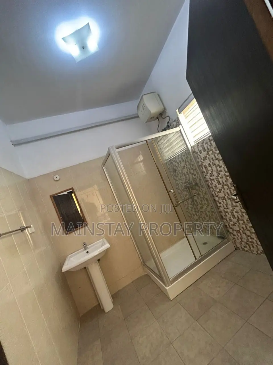 Furnished 3bdrm Townhouse / Terrace for rent