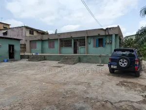 9bdrm House in Atonsu Monaco, Kumasi Metropolitan for sale