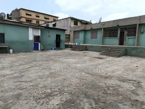 9bdrm House in Atonsu Monaco, Kumasi Metropolitan for sale