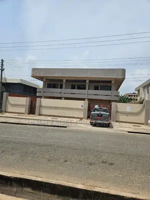 7bdrm House in Achimota Kingsby, Mile 7 for sale