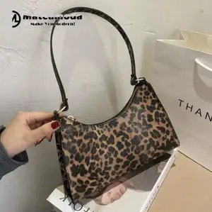 Miss Bags Lounge