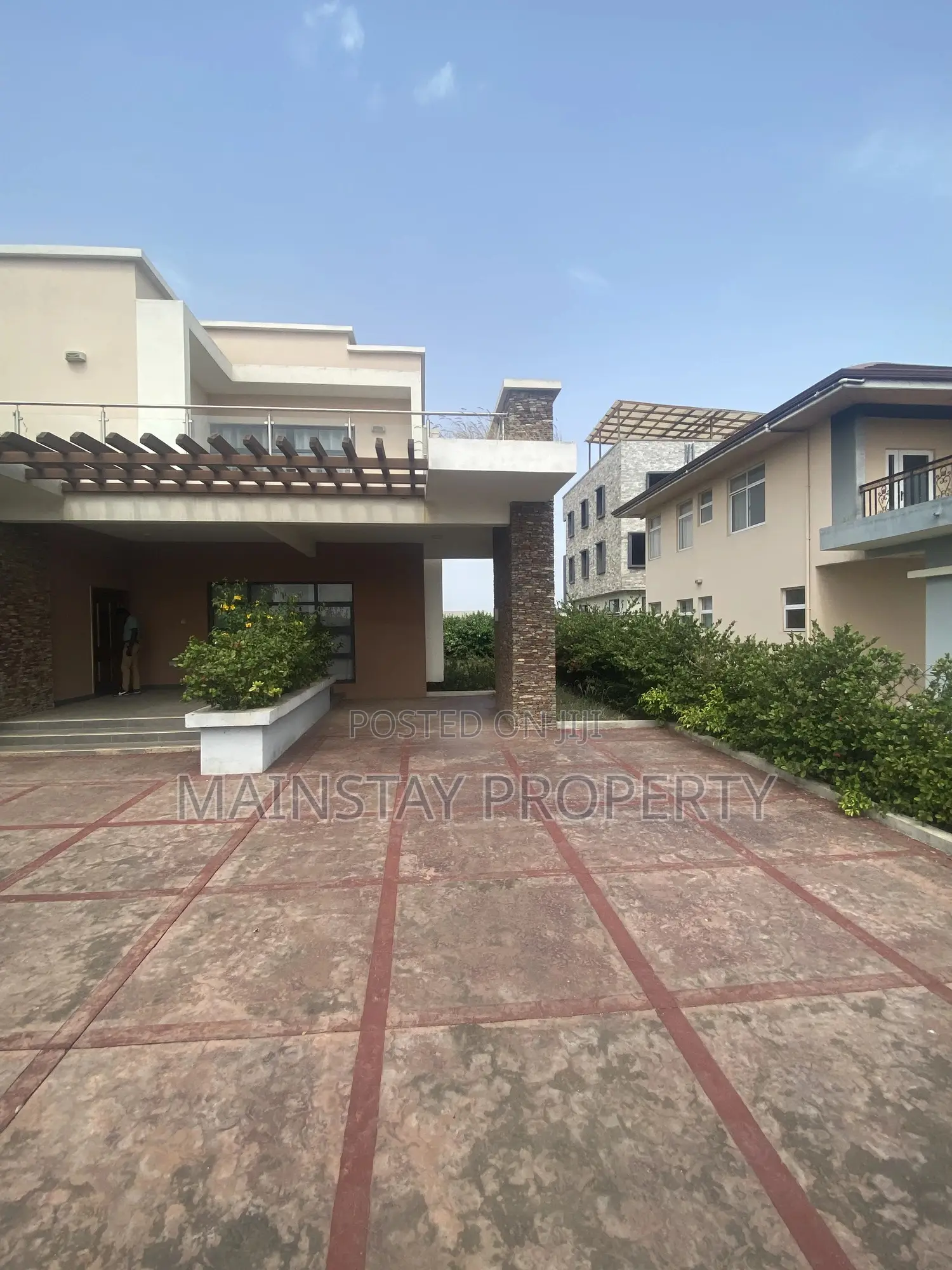 4bdrm House in Mainstay Estates, Tema Metropolitan for sale