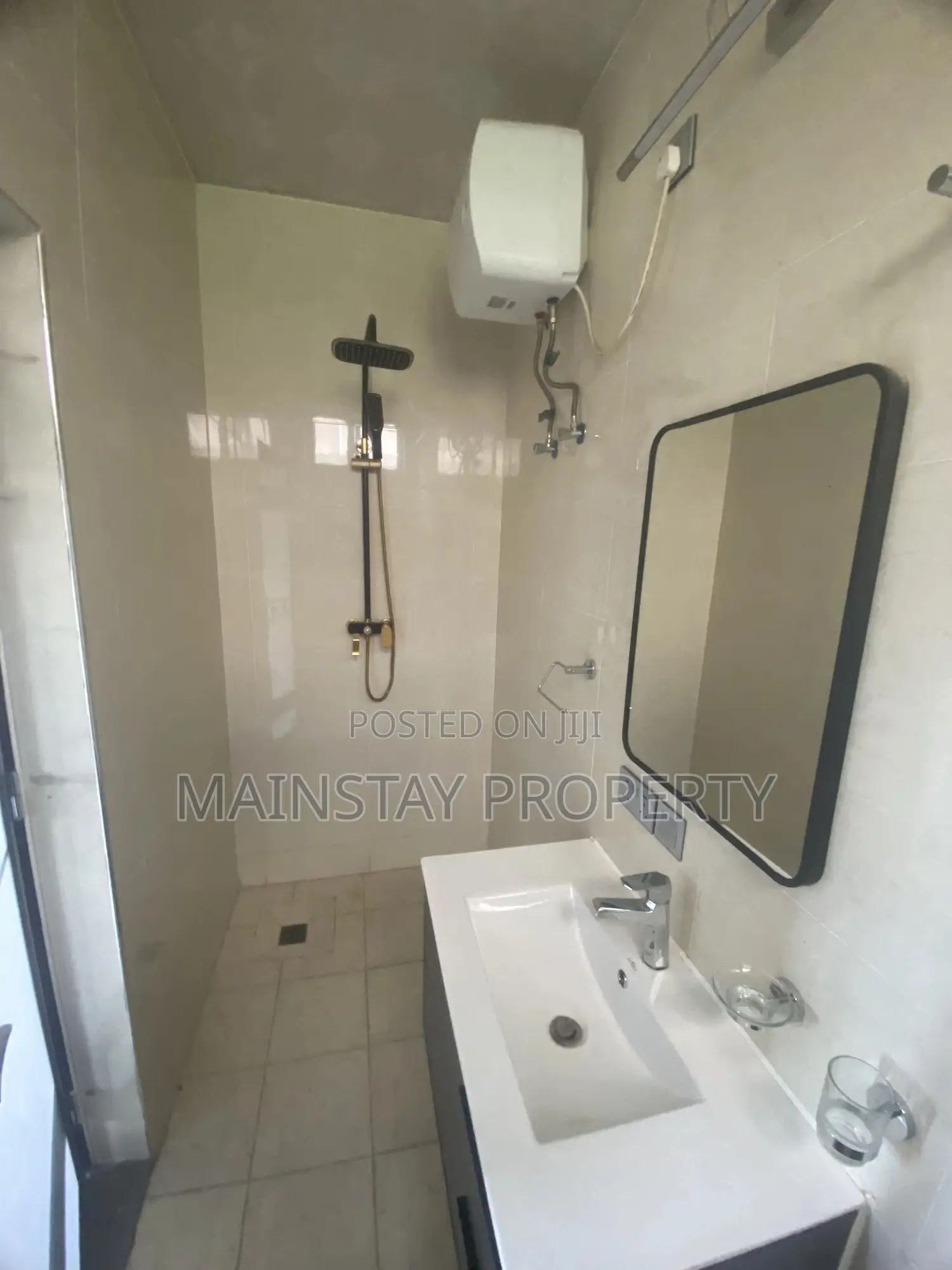 4bdrm House in Mainstay Estates, Tema Metropolitan for sale