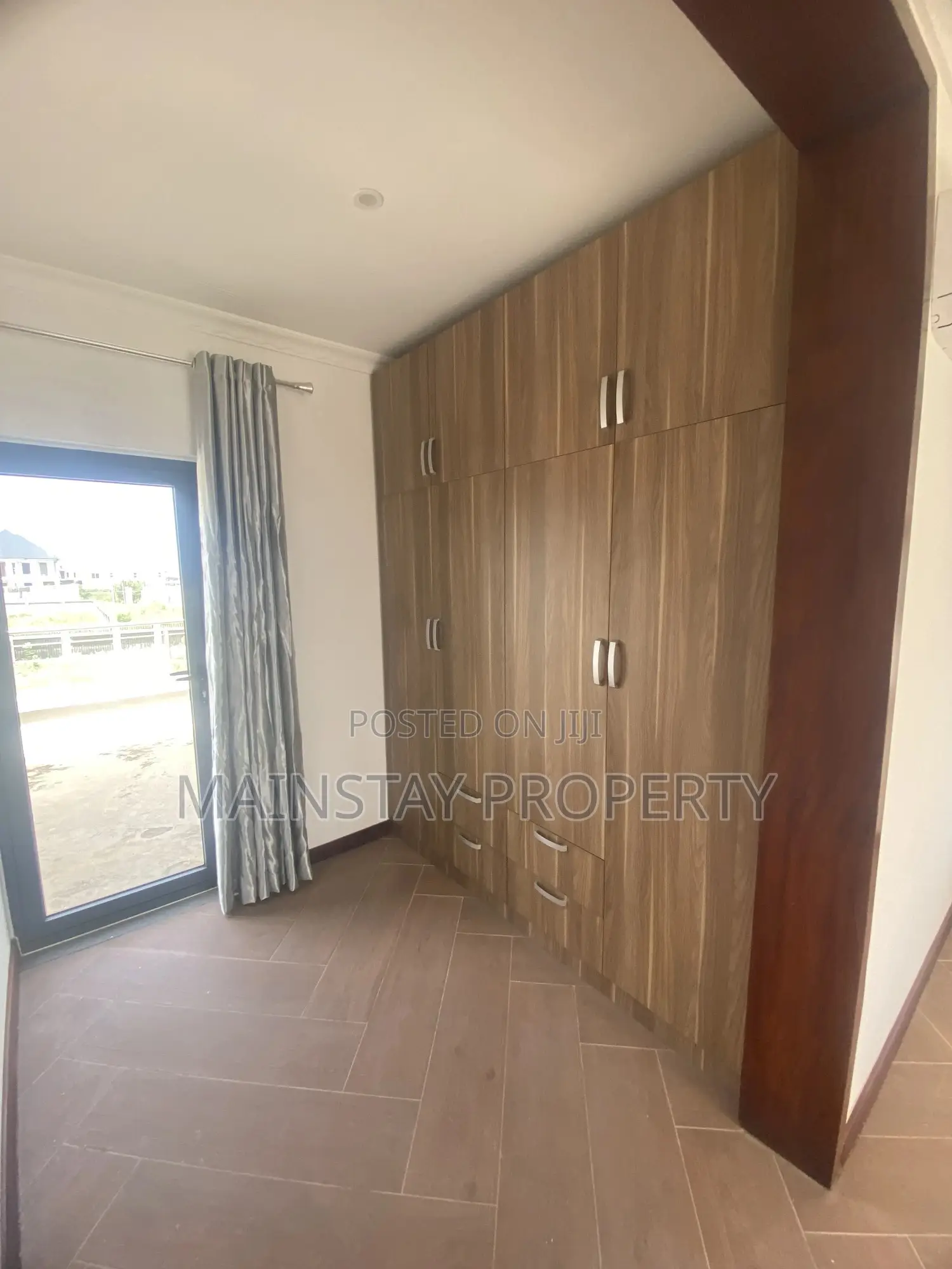 4bdrm House in Mainstay Estates, Tema Metropolitan for sale