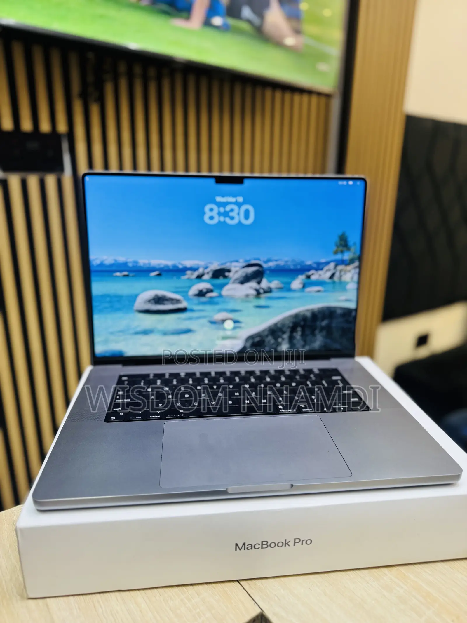 Laptop Apple MacBook Pro 2021 M1 32GB Apple M1 Pro SSD 512GB