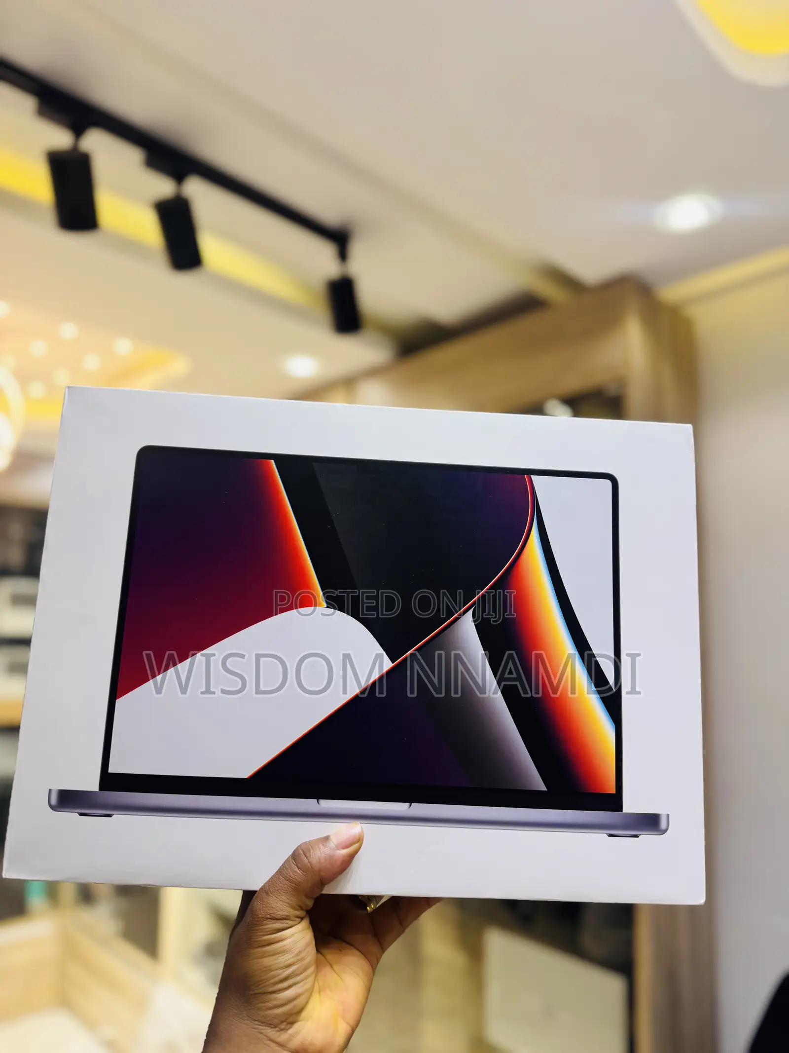 Laptop Apple MacBook Pro 2021 M1 32GB Apple M1 Pro SSD 512GB