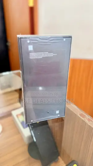 New Samsung Galaxy S25 Ultra 256 GB Green
