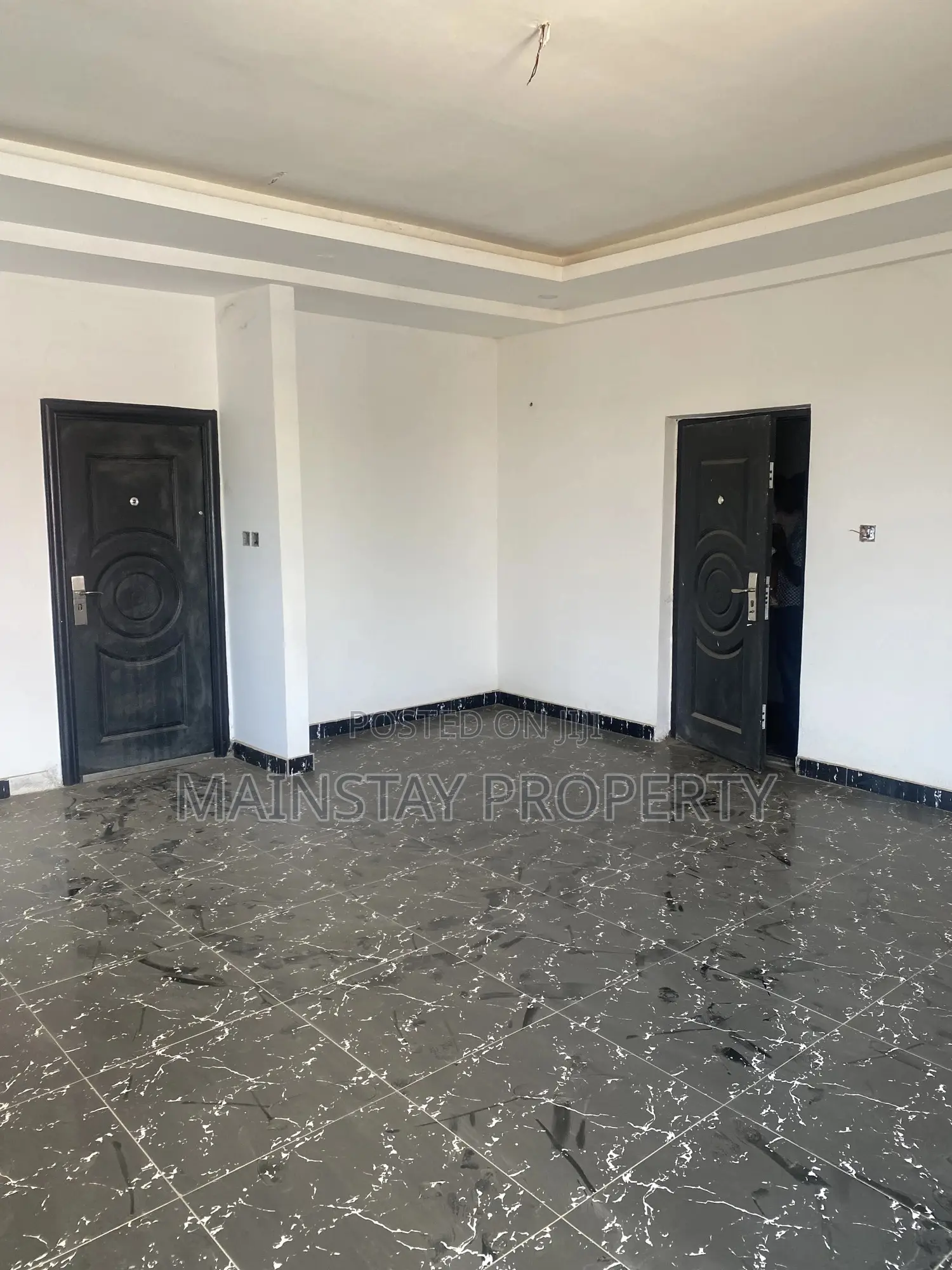 7bdrm House in Mainstay Estates, Tema Metropolitan for sale