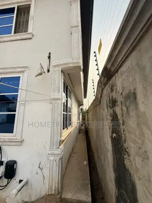5bdrm Duplex in Pokuase Acp for sale