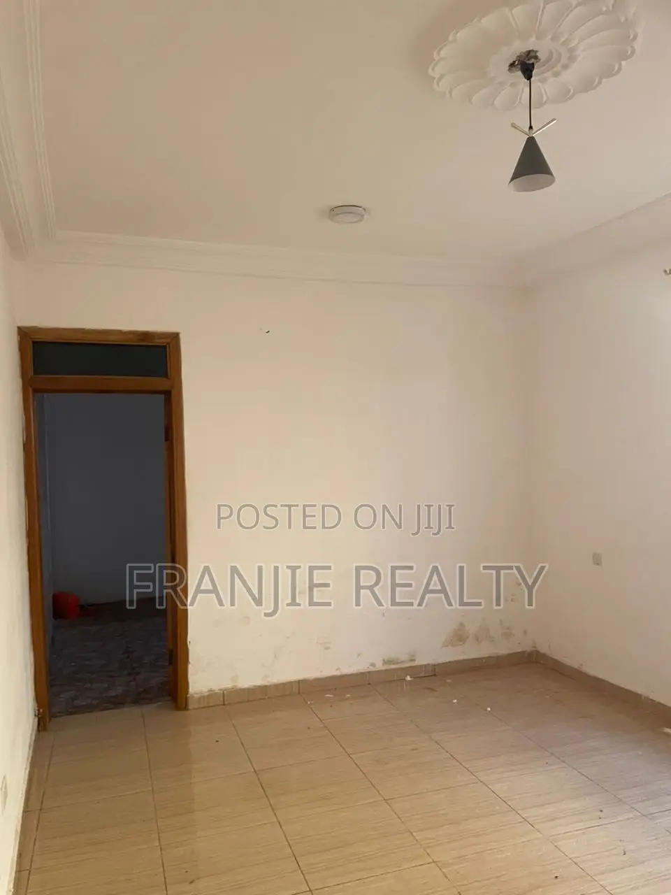 3bdrm Apartment in Franjie Realty, West Hills Mall Area for rent