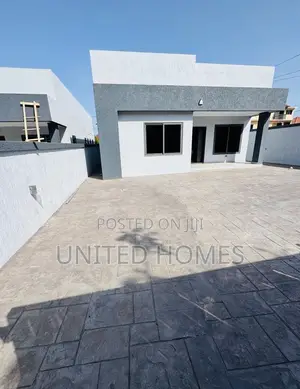 3bdrm House in Achimota for sale
