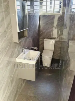 3bdrm House in Achimota for sale