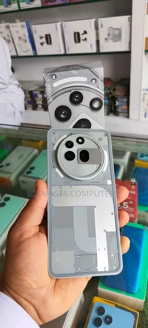 New Nothing Phone 3a Pro 256 GB White