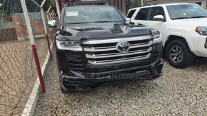 New Toyota Land Cruiser LC300 2025 Black