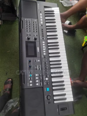 Yamaha Psr- E483