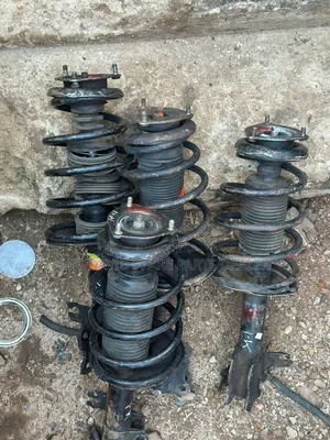 Nissan Sentra 2004,2005,2006 Front Shocks Absorbers