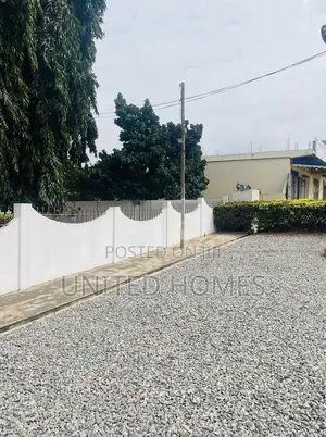 7bdrm House in Achimota for sale
