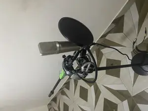 Sennheiser Mic, Pop Filter , Pioneer Headphone Mic Stand