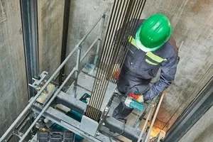 Lift Technician