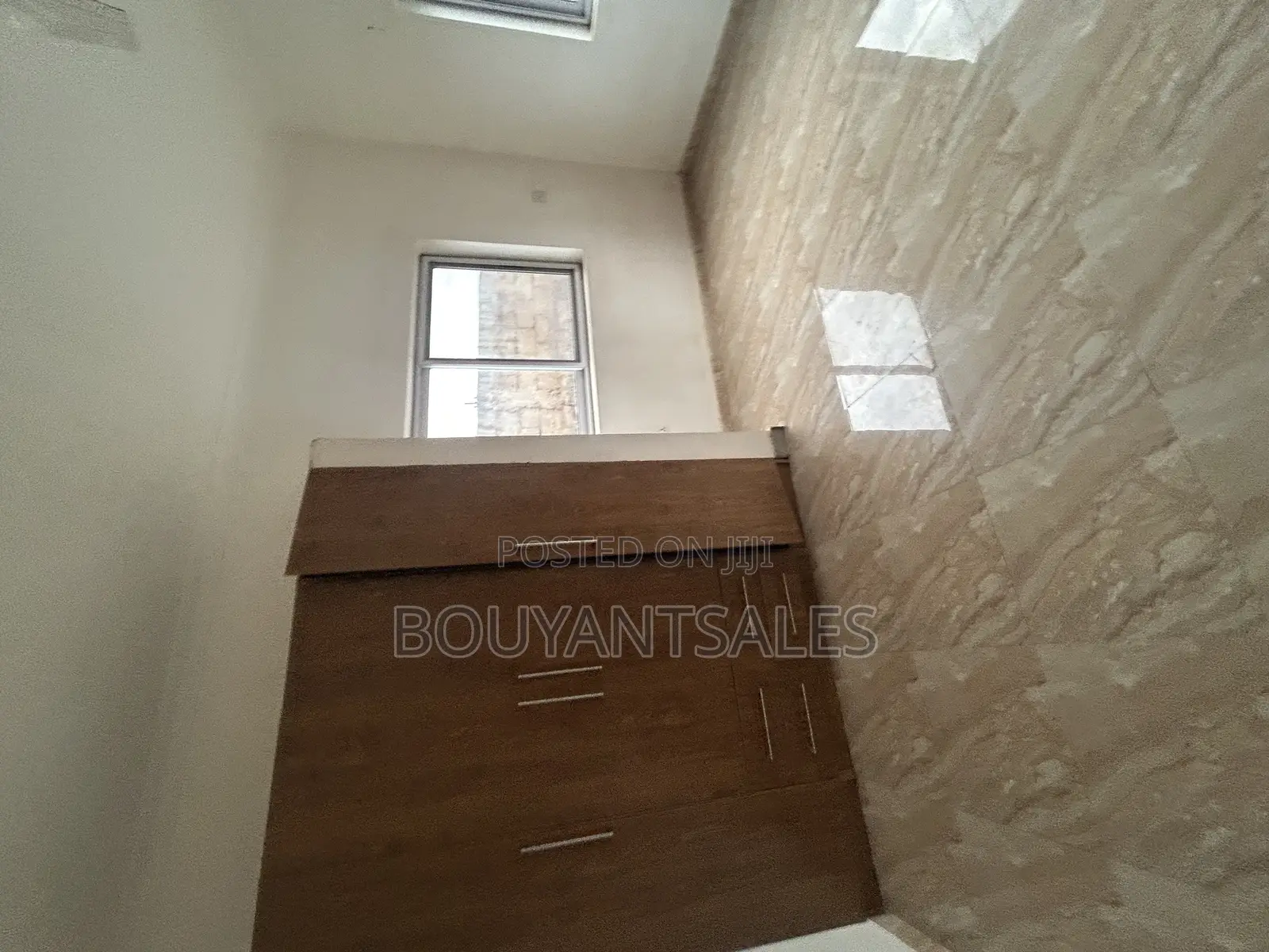 4bdrm House in Adenta for sale