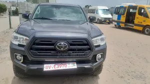 Toyota Tacoma TRD Sport 2019 Gray